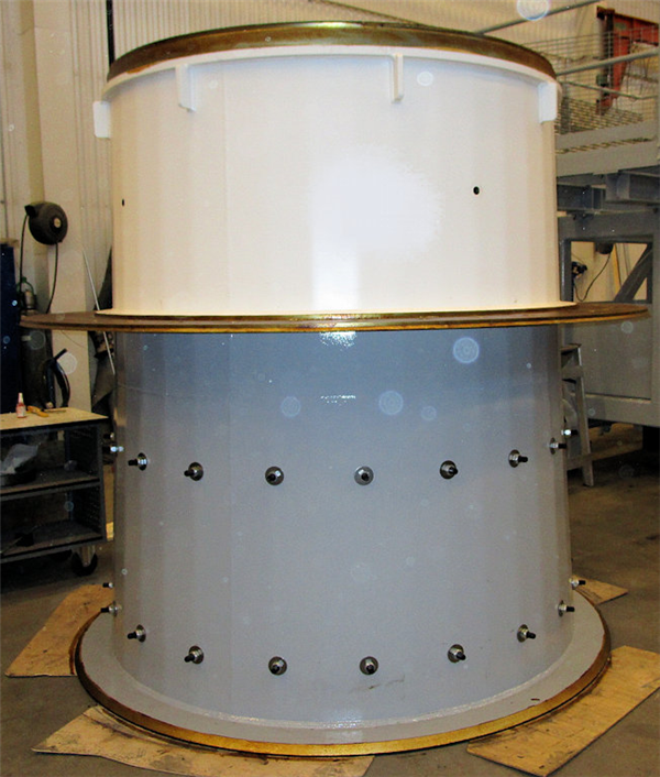 Unused Metso - Outotec 24' X 18.5' (7.3m X 5.6m) Trunnion Supported Ag Mill, 3300 Kw (4425 Hp))
